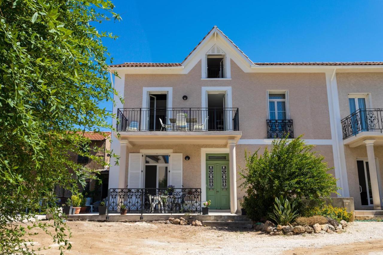 Luxurious 1 Bedroom, Ac, Terrace, Close Beaches - Dodo Et Tartine Carqueiranne Esterno foto